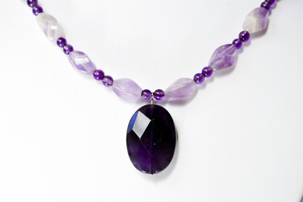 Amethyst 8.75 ct Round — Deep Siberian Purple