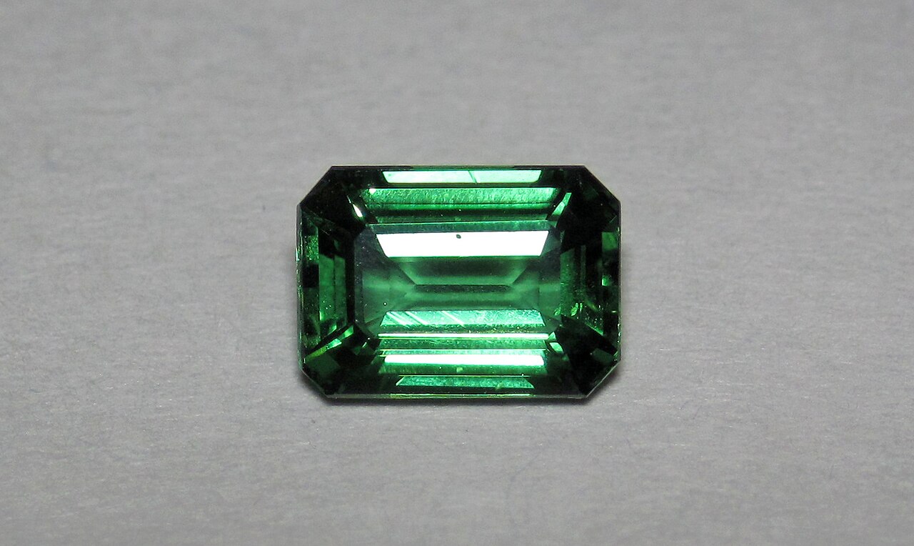 Rubellite Tourmaline 3.70 ct Pear — Nigeria